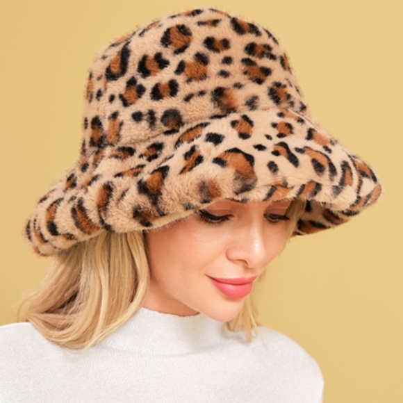 Plush Tan Fur Bucket Hat Winter Leopard Print Pattern Style Black - Picture 1 of 2